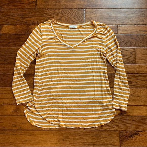 A.Gain Mustard Yellow Striped 3/4 Tee Size Small - Picture 1 of 5